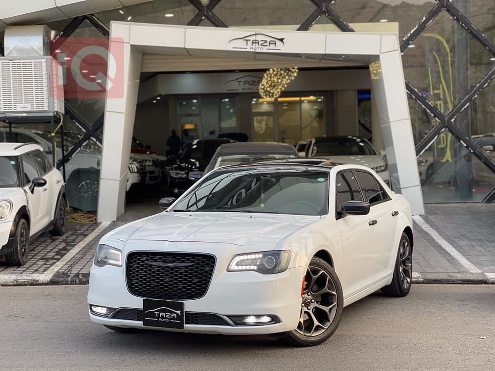 كرايسلر 300